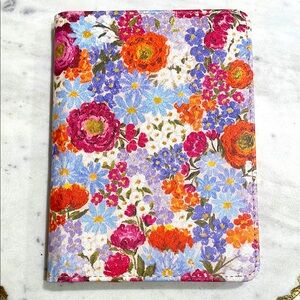 Elyse Breanne Design Kindle Case